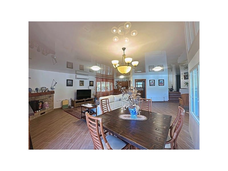 Chalet de 4 habitaciones en Dénia en venta con piscina garaje - 589.000 € (Ref: 10177071)