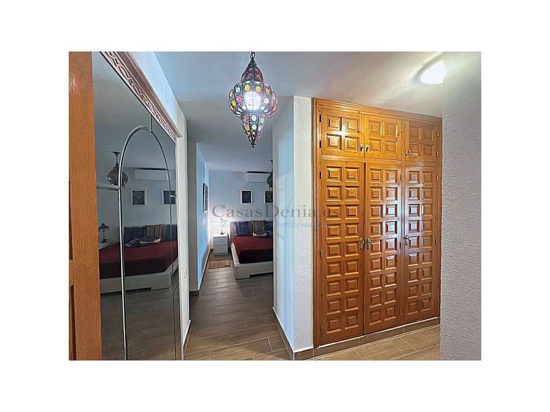 Chalet de 4 habitaciones en Dénia en venta con piscina garaje - 589.000 € (Ref: 10177071)