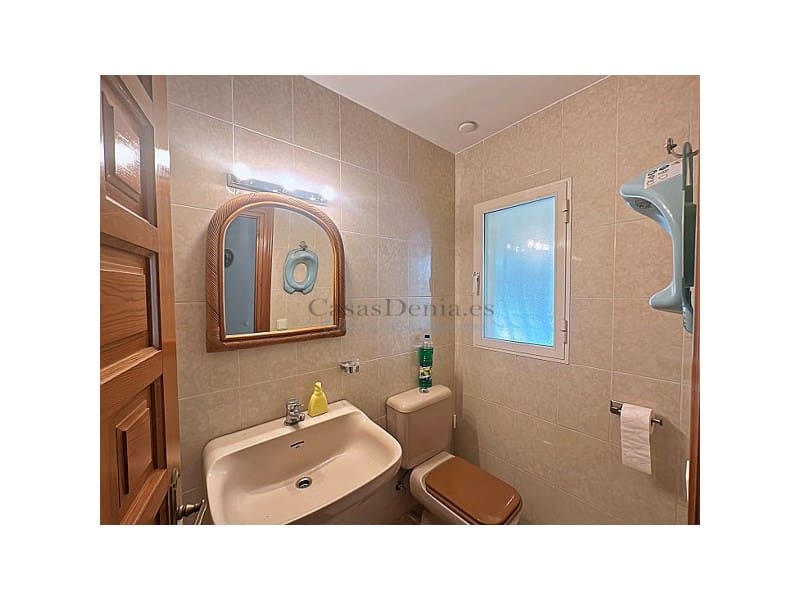Chalet de 4 habitaciones en Dénia en venta con piscina garaje - 589.000 € (Ref: 10177071)