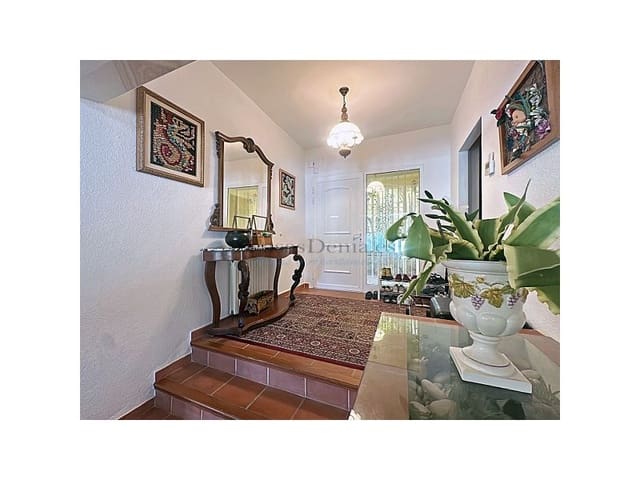 Chalet de 4 habitaciones en La Pedrera - Vessanes, Dénia en venta con piscina garaje - 589.000 € (Ref: 10177071)