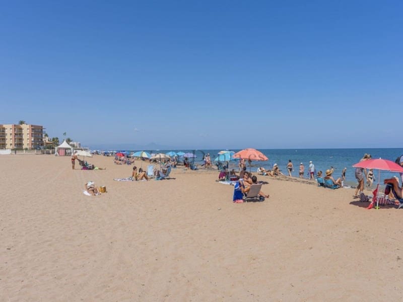 1 bedroom Apartment for sale in Denia - € 159,000 (Ref: 10177072)