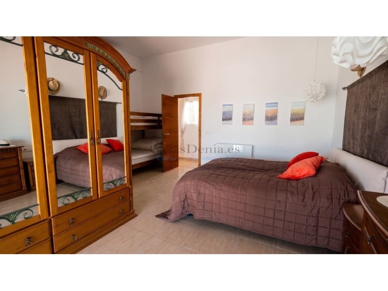 3 slaapkamer Villa te koop in Pego - € 850.000 (Ref: 10177074)