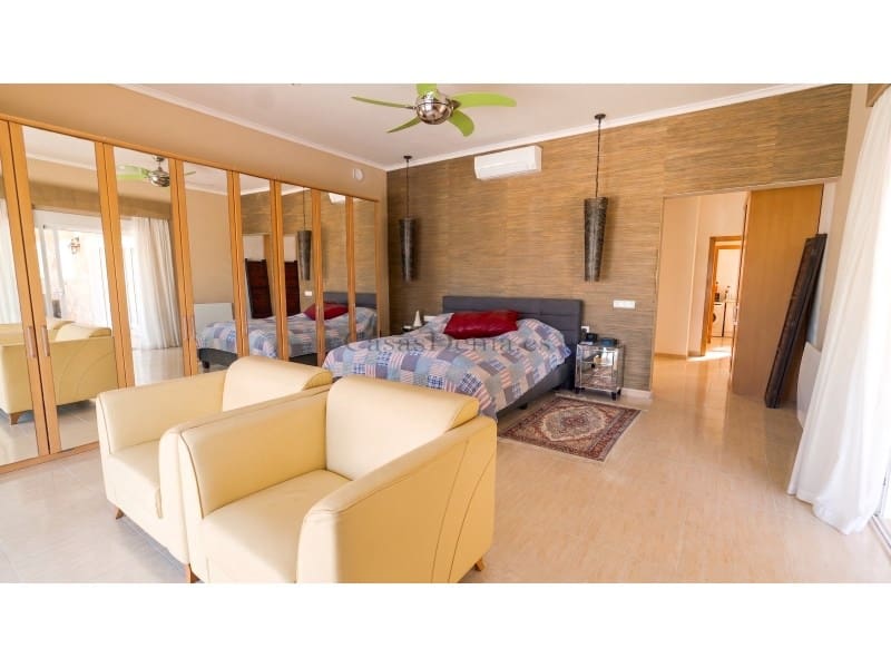 3 slaapkamer Villa te koop in Pego - € 850.000 (Ref: 10177074)