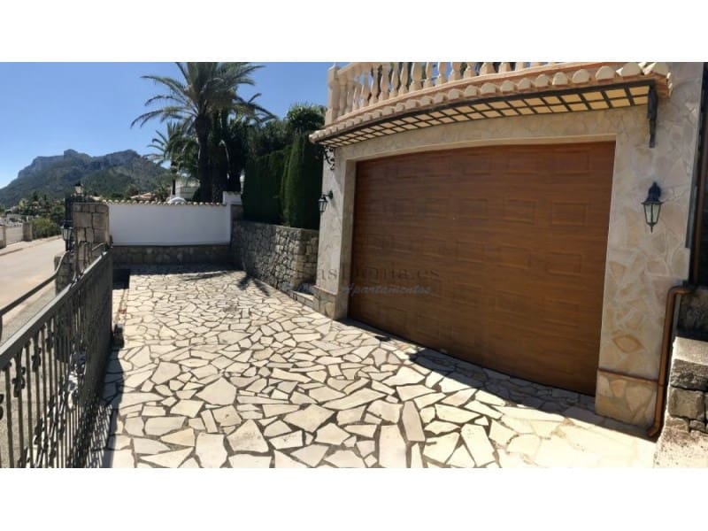 3 makuuhuone Huvila myytävänä paikassa Denia mukana uima-altaan 
autotalli - 1 490 000 € (Ref: 8091417)