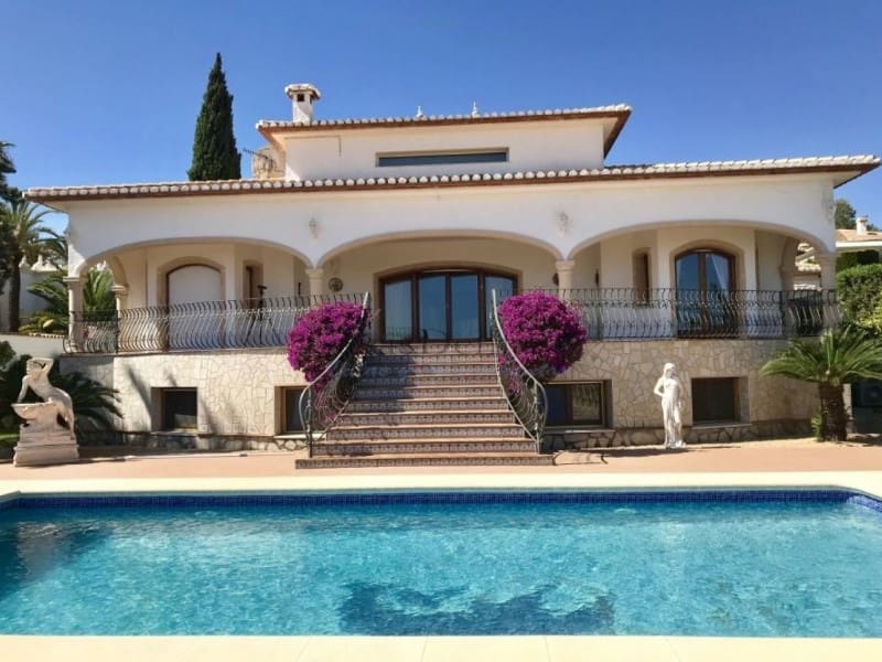 3 makuuhuone Huvila myytävänä paikassa Denia mukana uima-altaan 
autotalli - 1 490 000 € (Ref: 8091417)