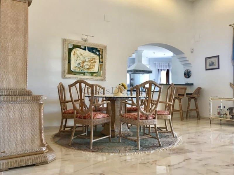 3 makuuhuone Huvila myytävänä paikassa Denia mukana uima-altaan 
autotalli - 1 490 000 € (Ref: 8091417)