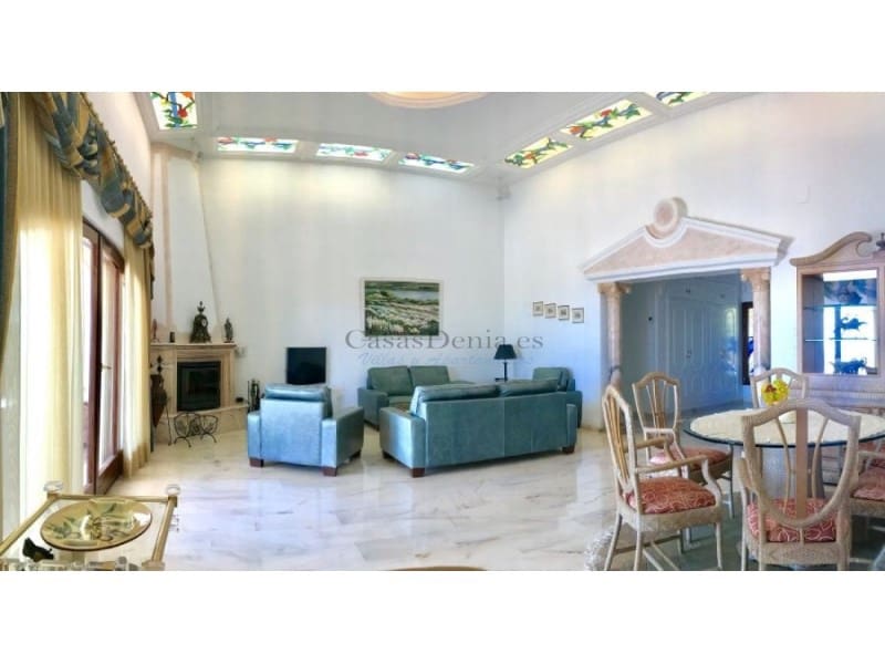 3 makuuhuone Huvila myytävänä paikassa Denia mukana uima-altaan 
autotalli - 1 490 000 € (Ref: 8091417)