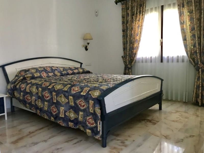 3 makuuhuone Huvila myytävänä paikassa Denia mukana uima-altaan 
autotalli - 1 490 000 € (Ref: 8091417)