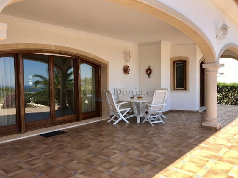 3 makuuhuone Huvila myytävänä paikassa Denia mukana uima-altaan 
autotalli - 1 490 000 € (Ref: 8091417)