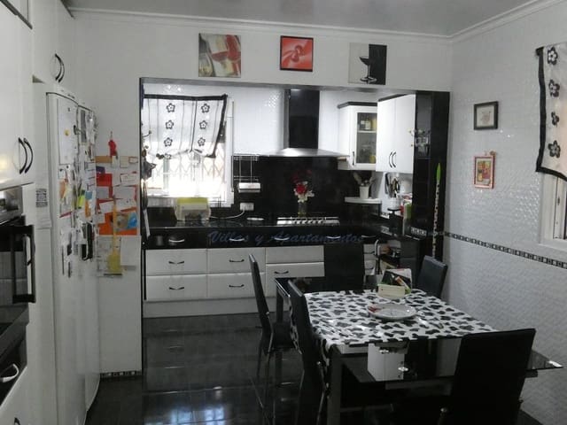 4 soveværelse Villa til salg i Els Poblets med swimmingpool garage - € 850.000 (Ref: 8091421)