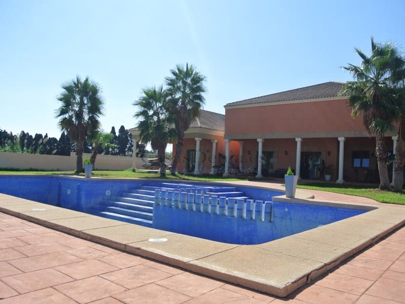 5 soverom Villa til salgs i Denia med garasje - € 1 895 000 (Ref: 8091452)