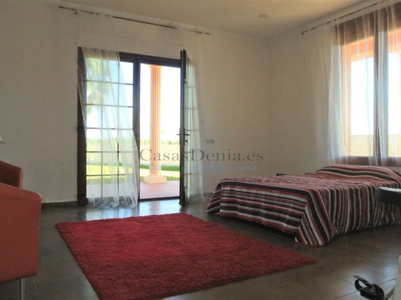 5 soverom Villa til salgs i Denia med garasje - € 1 895 000 (Ref: 8091452)