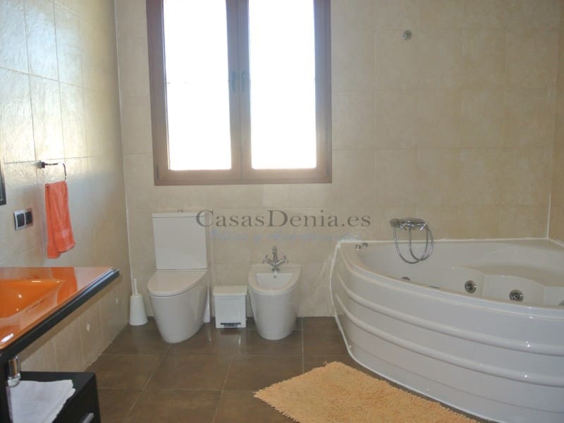 5 soverom Villa til salgs i Denia med garasje - € 1 895 000 (Ref: 8091452)