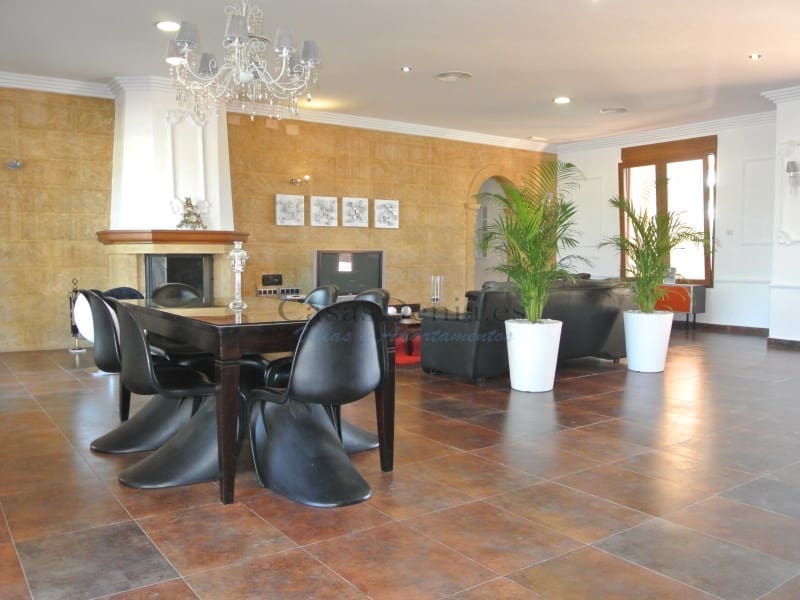 5 soverom Villa til salgs i Denia med garasje - € 1 895 000 (Ref: 8091452)