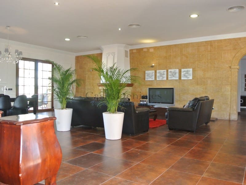 5 soverom Villa til salgs i Denia med garasje - € 1 895 000 (Ref: 8091452)