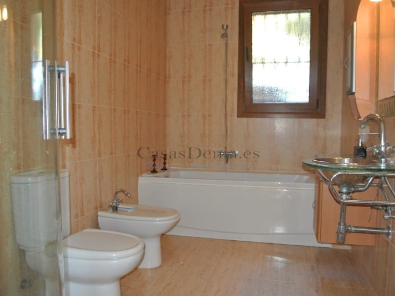 5 soverom Villa til salgs i Denia med garasje - € 1 895 000 (Ref: 8091452)