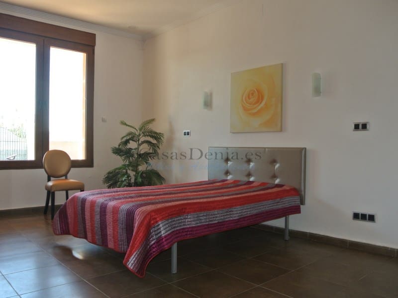 5 soverom Villa til salgs i Denia med garasje - € 1 895 000 (Ref: 8091452)