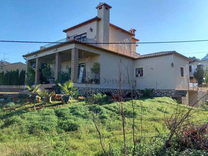 4 Zimmer Villa zu verkaufen in Denia - 950.000 € (Ref: 8091459)