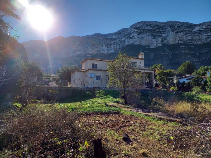 4 Zimmer Villa zu verkaufen in Denia - 950.000 € (Ref: 8091459)