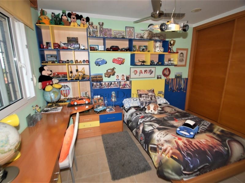 4 Zimmer Villa zu verkaufen in Denia - 950.000 € (Ref: 8091459)