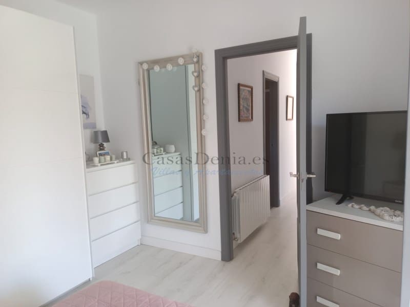 3 bedroom Townhouse for sale in Pedreguer - € 289,000 (Ref: 8091477)