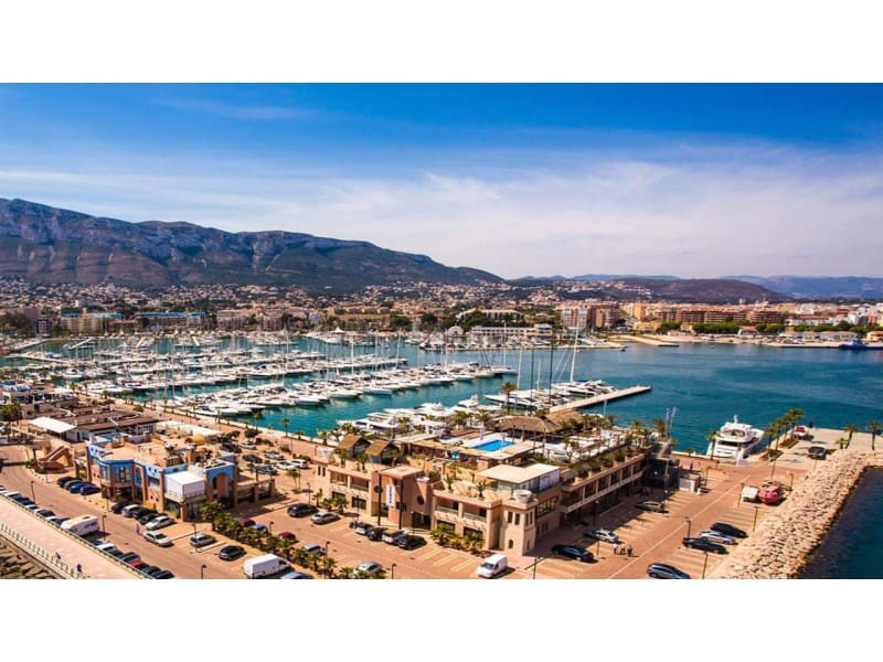 4 quarto Moradia para venda em Pedreguer com garagem - 950 000 € (Ref: 8091479)