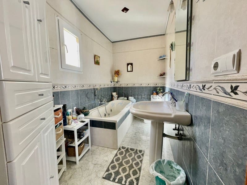 3 sypialnia Willa na sprzedaż w Denia z garażem - 598 000 € (Ref: 8155367)