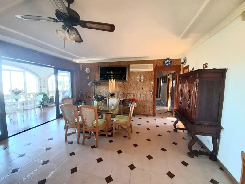 7 chambre Villa/Maison à vendre à Denia avec piscine - 525 000 € (Ref: 8155368)