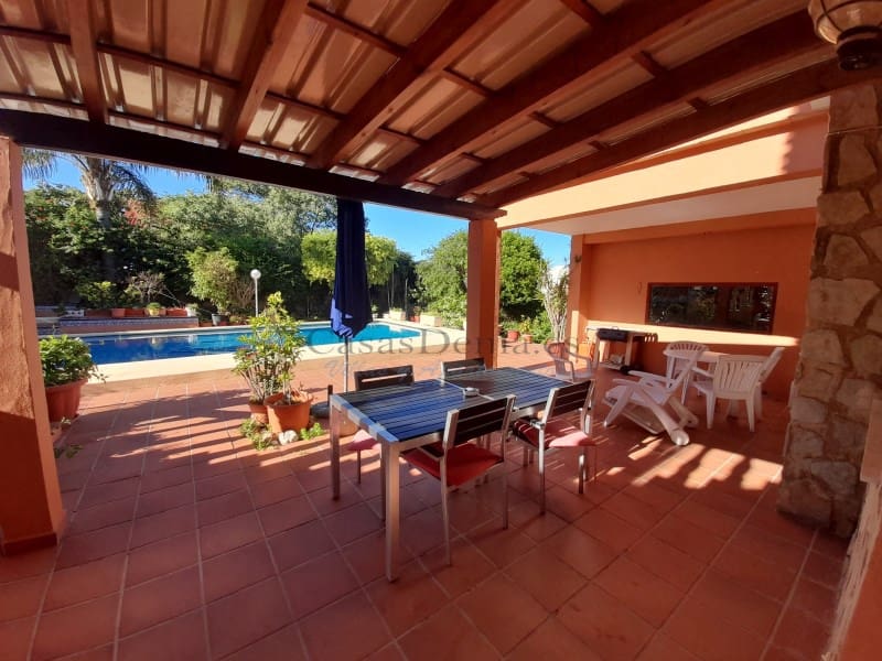 7 chambre Villa/Maison à vendre à Denia avec piscine - 525 000 € (Ref: 8155368)