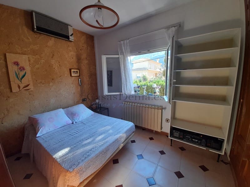 7 chambre Villa/Maison à vendre à Denia avec piscine - 525 000 € (Ref: 8155368)