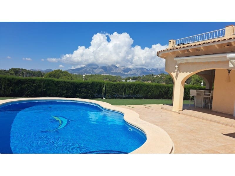 4 soverom Villa til salgs i Altea la Vella med garasje - € 1 500 000 (Ref: 8545045)