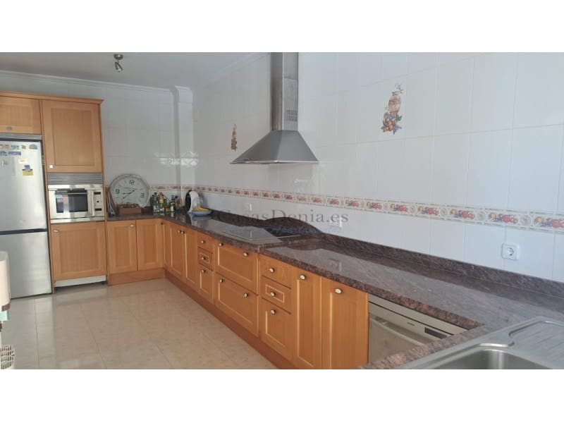 4 soverom Villa til salgs i Altea la Vella med garasje - € 1 500 000 (Ref: 8545045)