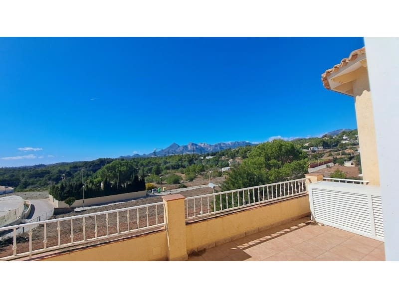 4 soverom Villa til salgs i Altea la Vella med garasje - € 1 500 000 (Ref: 8545045)