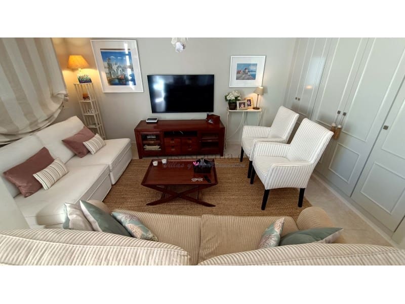 3 bedroom Penthouse for sale in Denia with garage - € 470,000 (Ref: 8551308)