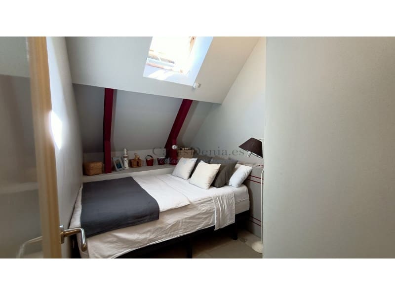 3 bedroom Penthouse for sale in Denia with garage - € 470,000 (Ref: 8551308)