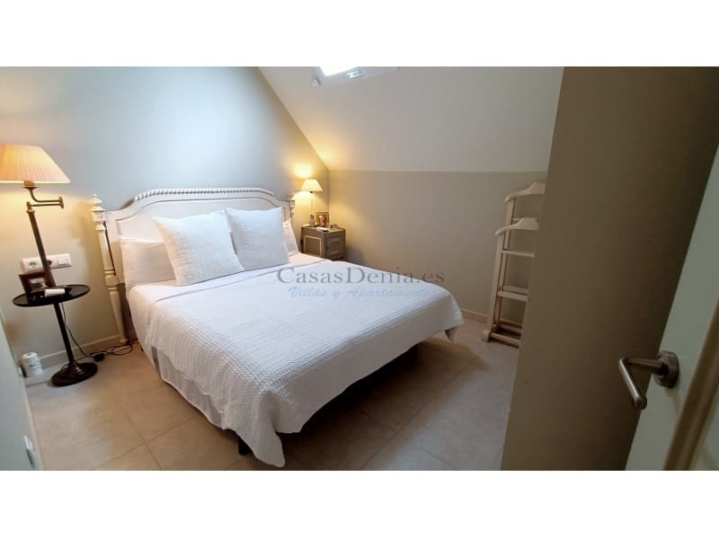 3 bedroom Penthouse for sale in Denia with garage - € 470,000 (Ref: 8551308)