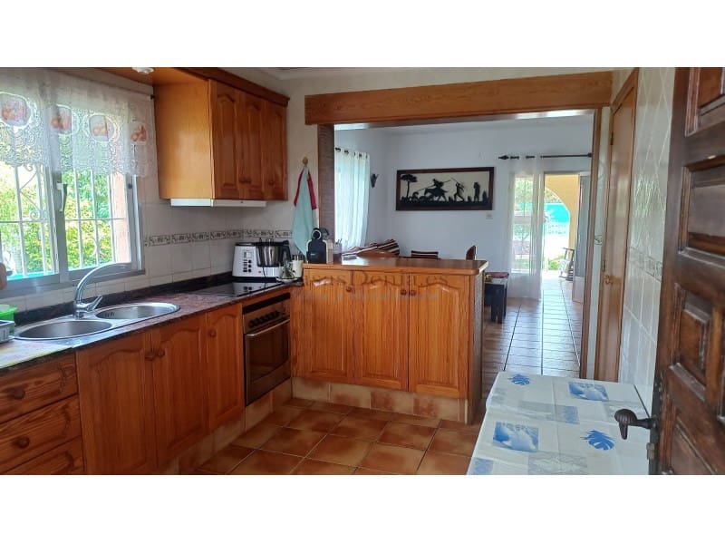 3 sypialnia Willa na sprzedaż w Els Poblets z garażem - 335 000 € (Ref: 8565422)