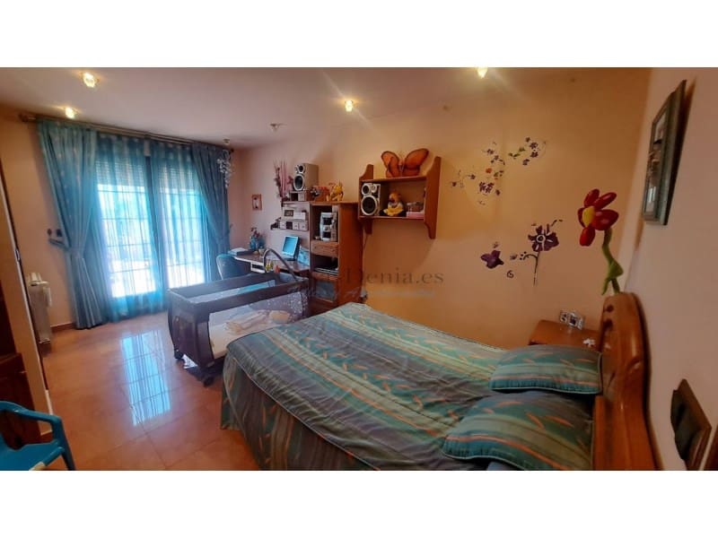 5 soveværelse Villa til salg i Orihuela Costa med swimmingpool garage - € 1.045.000 (Ref: 8611107)