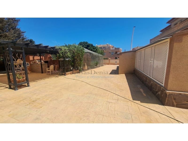 5 soveværelse Villa til salg i Orihuela Costa med swimmingpool garage - € 1.045.000 (Ref: 8611107)