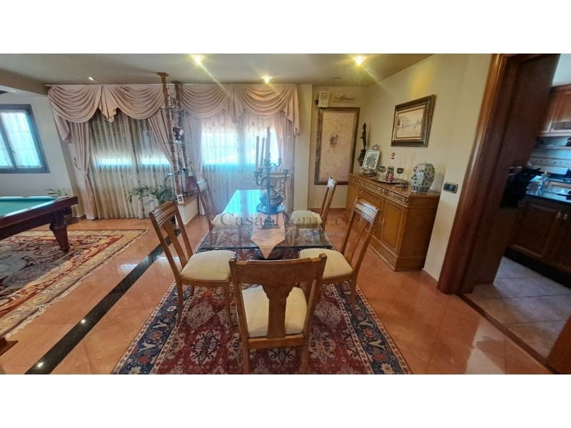 5 soveværelse Villa til salg i Orihuela Costa med swimmingpool garage - € 1.045.000 (Ref: 8611107)