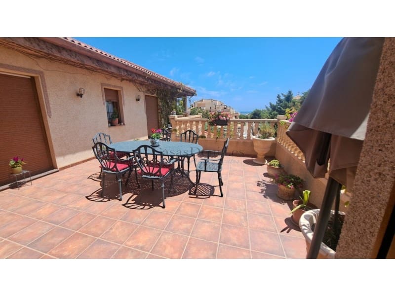 5 soveværelse Villa til salg i Orihuela Costa med swimmingpool garage - € 1.045.000 (Ref: 8611107)