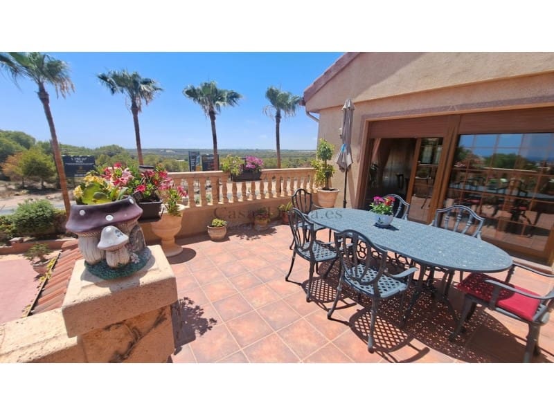 5 soveværelse Villa til salg i Orihuela Costa med swimmingpool garage - € 1.045.000 (Ref: 8611107)