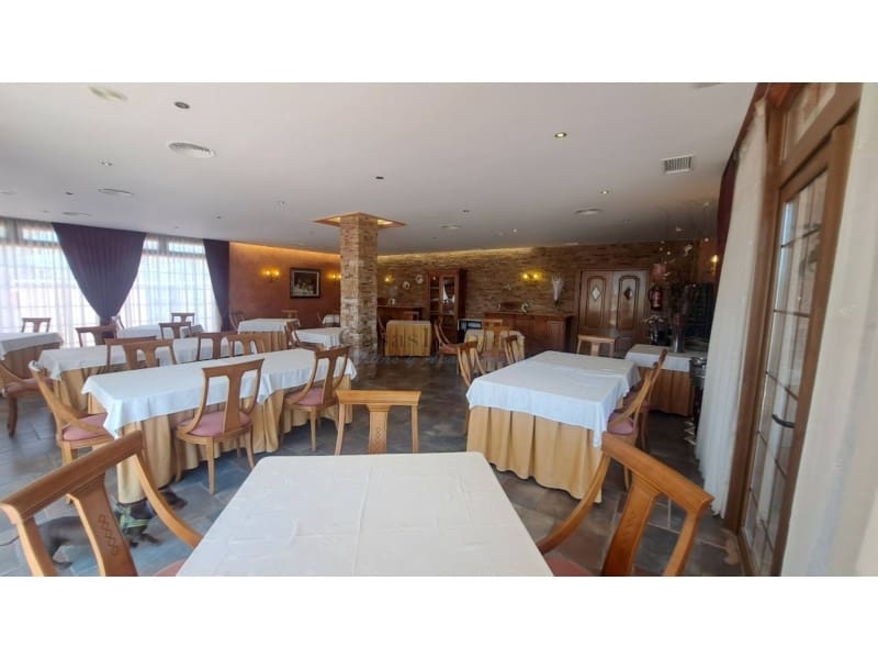 5 soveværelse Villa til salg i Orihuela Costa med swimmingpool garage - € 1.045.000 (Ref: 8611107)