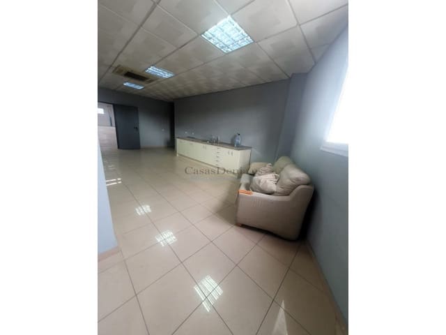 Commercial for sale in Getafe - € 2,500,000 (Ref: 8628567)