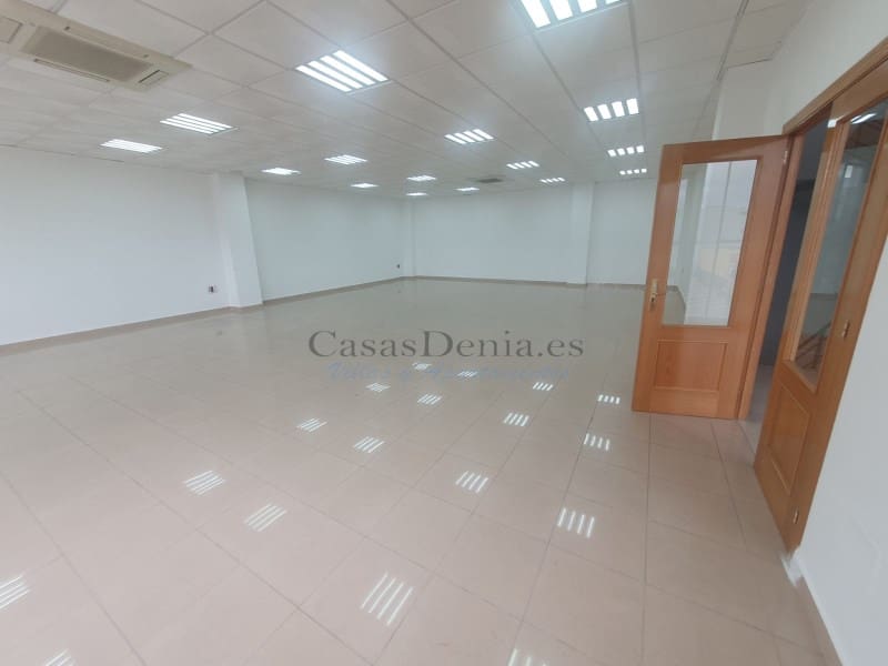 Erhverv til salg i Getafe - € 2.500.000 (Ref: 8628567)