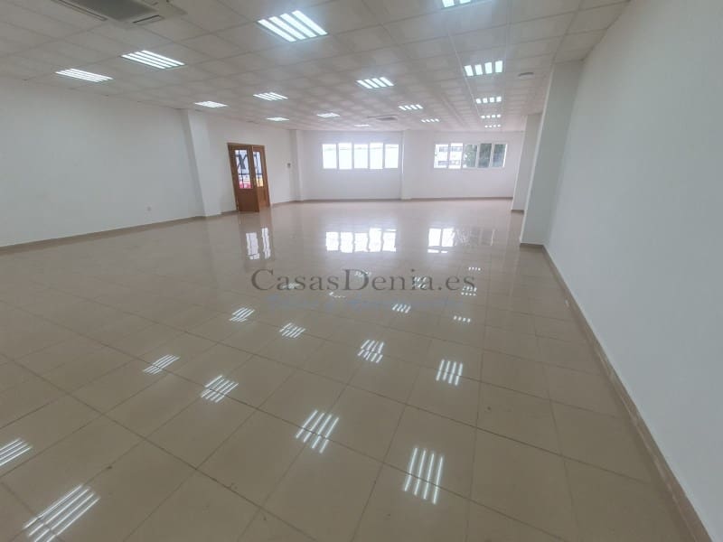 Erhverv til salg i Getafe - € 2.500.000 (Ref: 8628567)