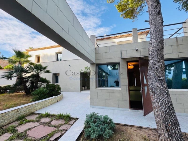 6 camera da letto Villa in vendita in Denia con garage - 2.111.000 € (Rif: 8756207)