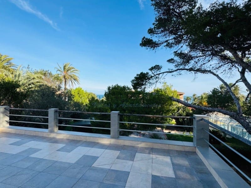 6 camera da letto Villa in vendita in Denia con garage - 2.111.000 € (Rif: 8756207)