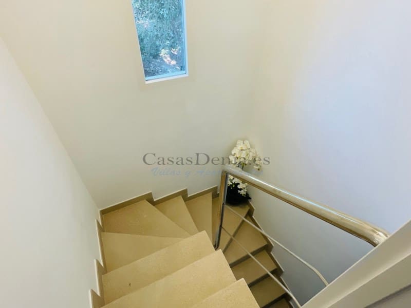 3 chambre Villa/Maison à vendre à Denia avec piscine - 785 000 € (Ref: 8776329)