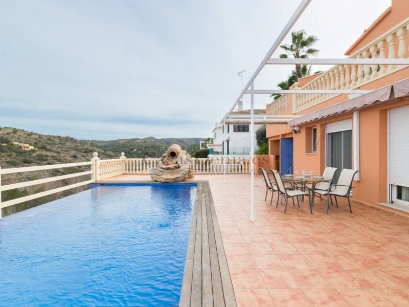 4 soveværelse Villa til salg i Denia med garage - € 730.000 (Ref: 8947627)